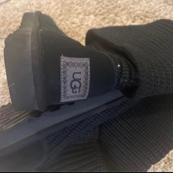 Ugg Cardy Boots - Picture 3 of 4